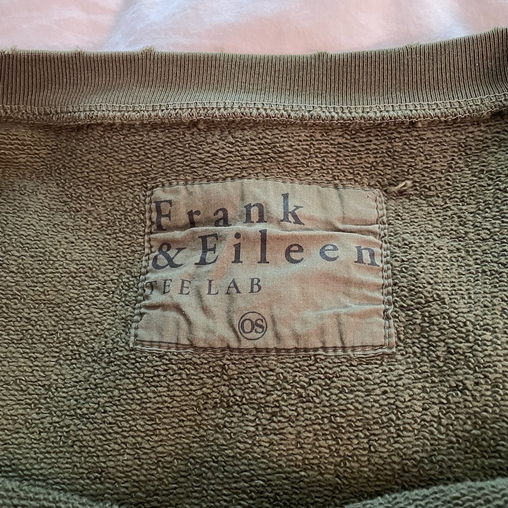 Frank & Eileen Olive Caplet in Caper, O/S - Picture 8 of 13